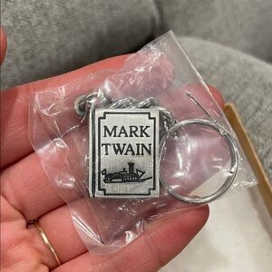 Mark Twain Silver Keychain